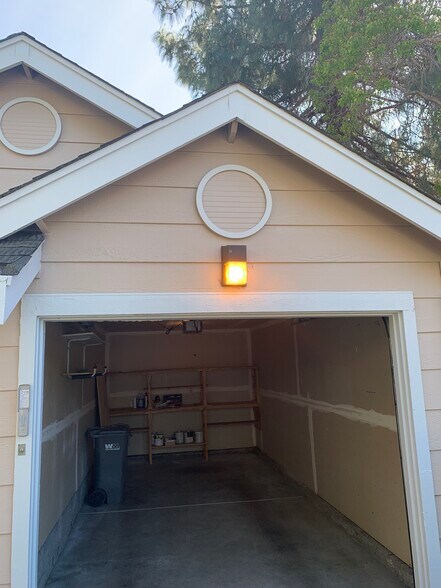 Building Photo - 6218 Potrero Dr