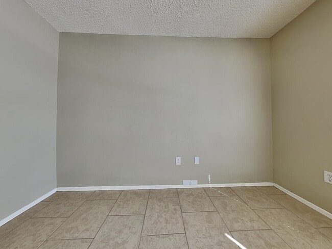 Building Photo - 4613 Steel Dust Ln