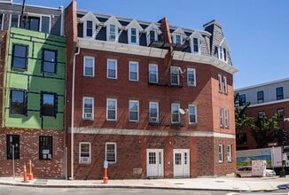 Building Photo - 132 Emerson St