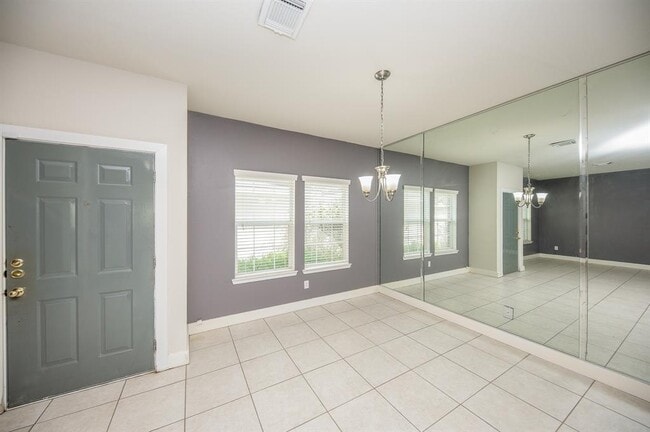 Building Photo - 5839 Sonoma Ridge