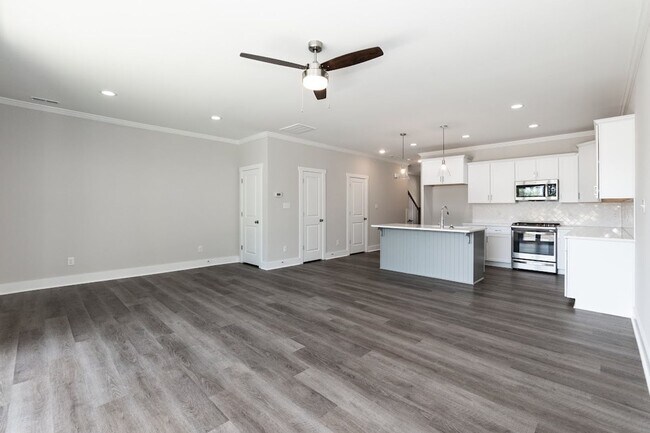 Building Photo - Now Leasing: Brand New Townhome in Rolesvi...