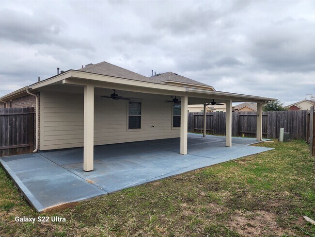 Building Photo - 21007 Whitehaven Bluff Trail