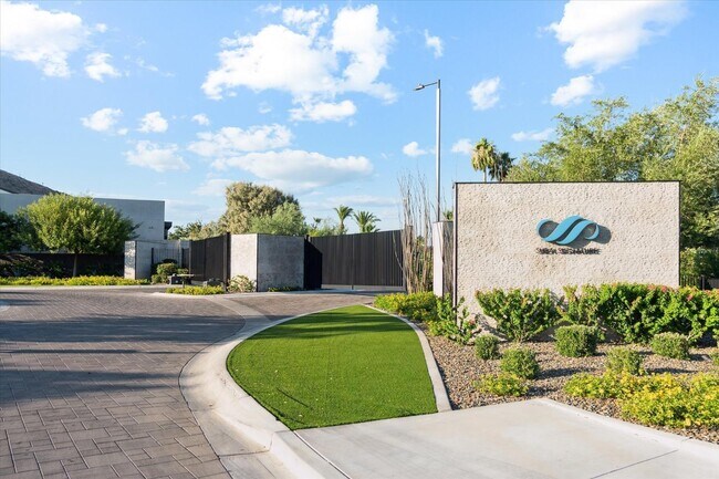 Building Photo - 4544 N Evans Dr