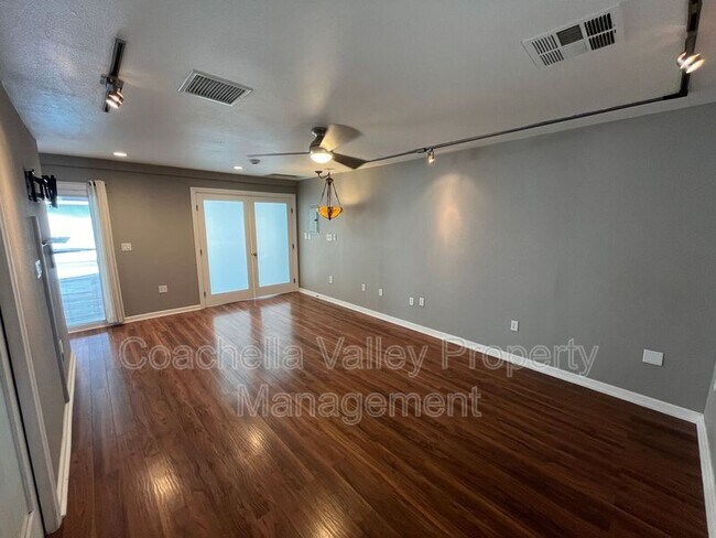 Building Photo - 4080 Cll San Antonio