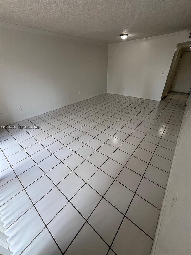 Building Photo - 8307 SW 142nd Ave