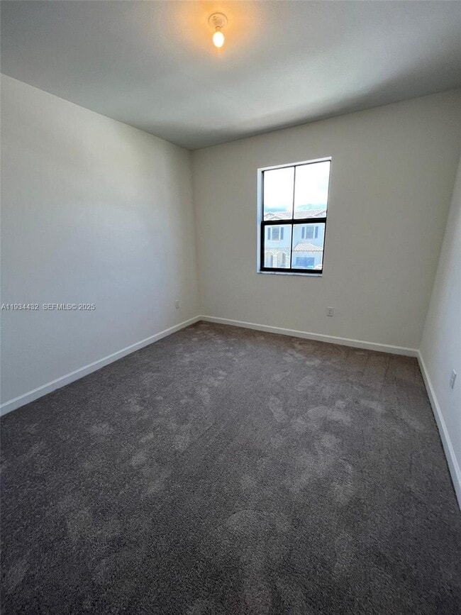 Building Photo - 11912 SW 244 Ln