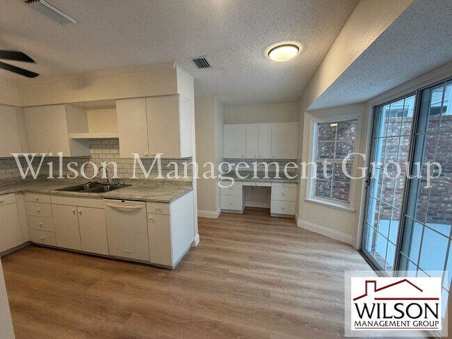 Building Photo - 2535 S Glen Eagles Dr