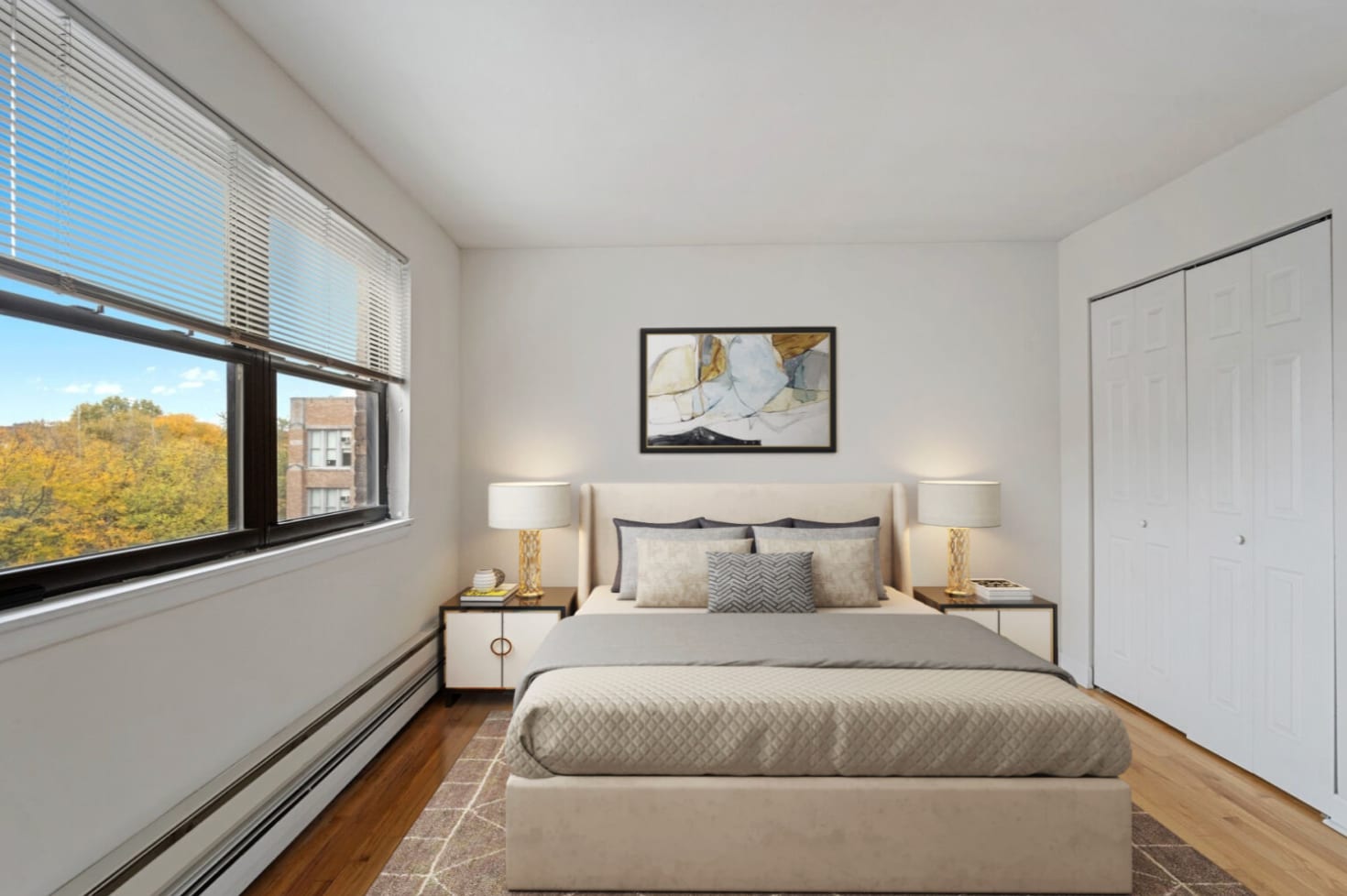 Building Photo - 665 W Wrightwood Ave