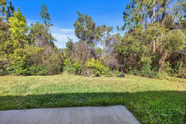 Building Photo - Spacious 4 Bedroom in Fast Growing Nassau ...