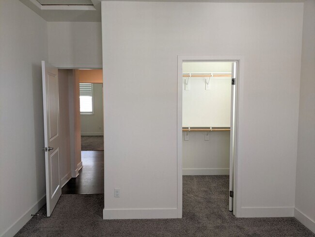 Building Photo - ELLINGTON WAY CHINO HILLS, 91709  (4 BED / 3 BATH)