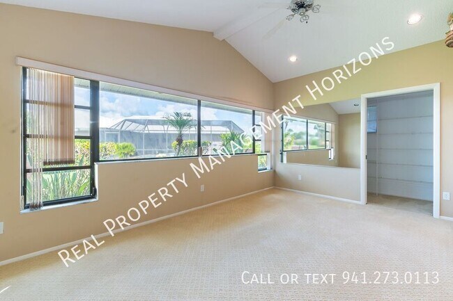 Building Photo - 534 Warwick Ln