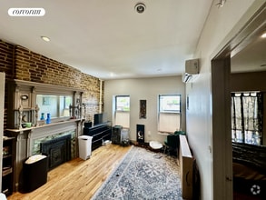 Building Photo - 57 Halsey St