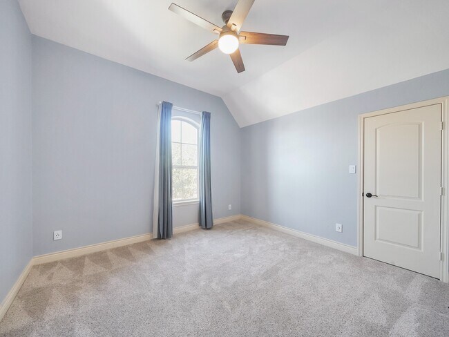 Building Photo - 27123 Birch Pine Ct