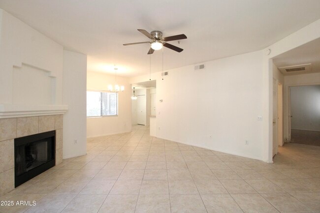 Building Photo - 15050 N Thompson Peak Pkwy