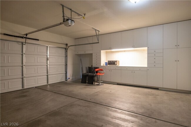 Building Photo - 191 Duck Hollow Ave