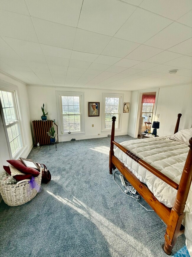 Building Photo - 999 Coddington Rd