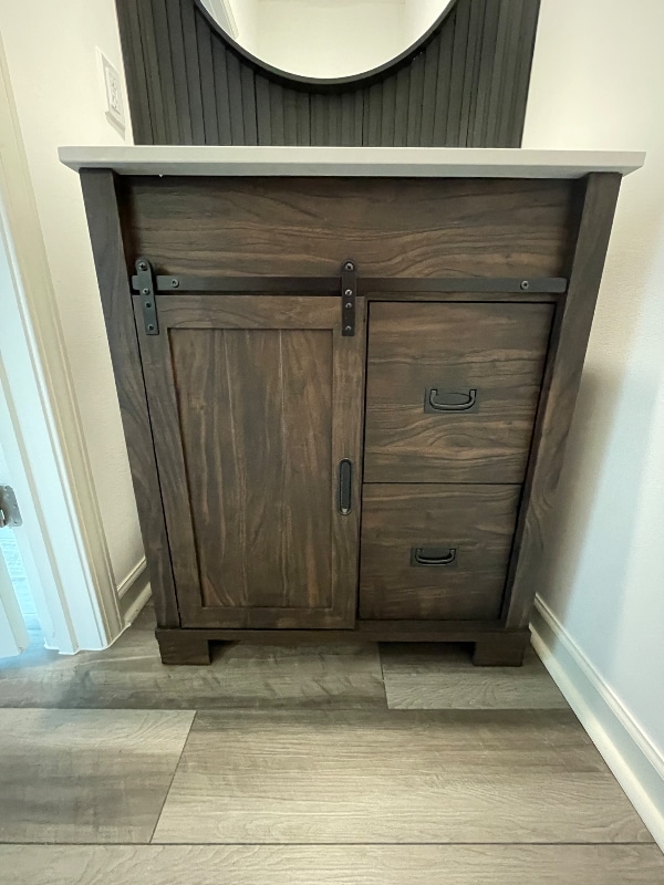 Building Photo - 2111 Gln Xing Dr