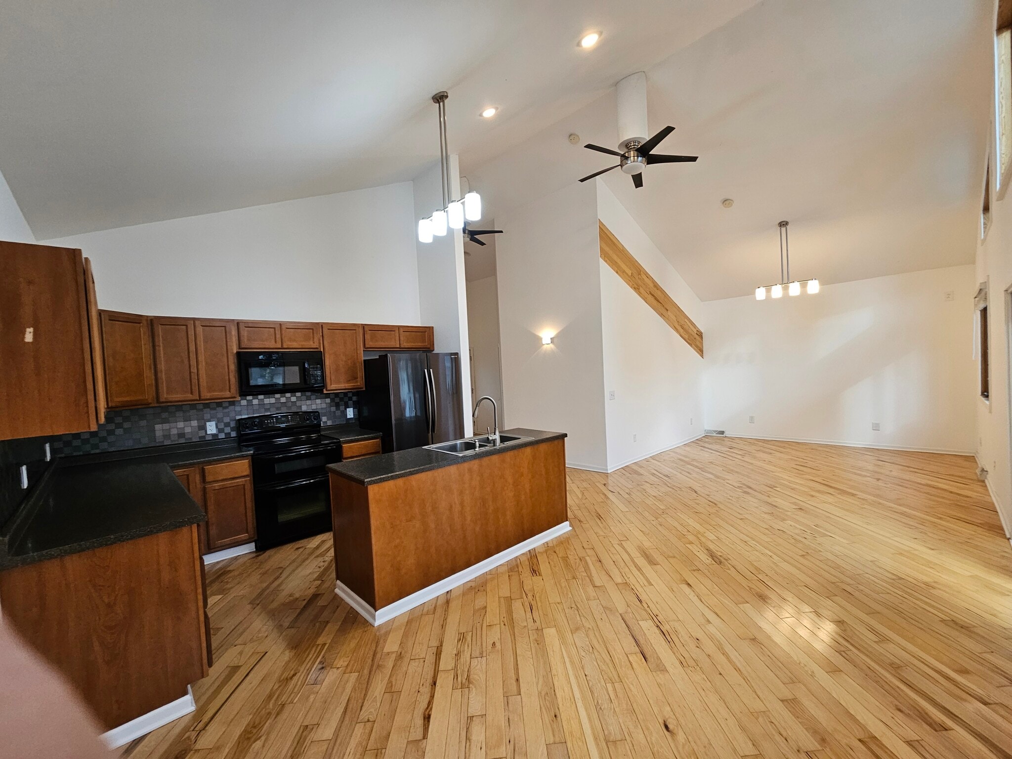 Great room, kitchen and living room viewgreat room, kitchen and living room view area view - 4301 Quaker Trl NE