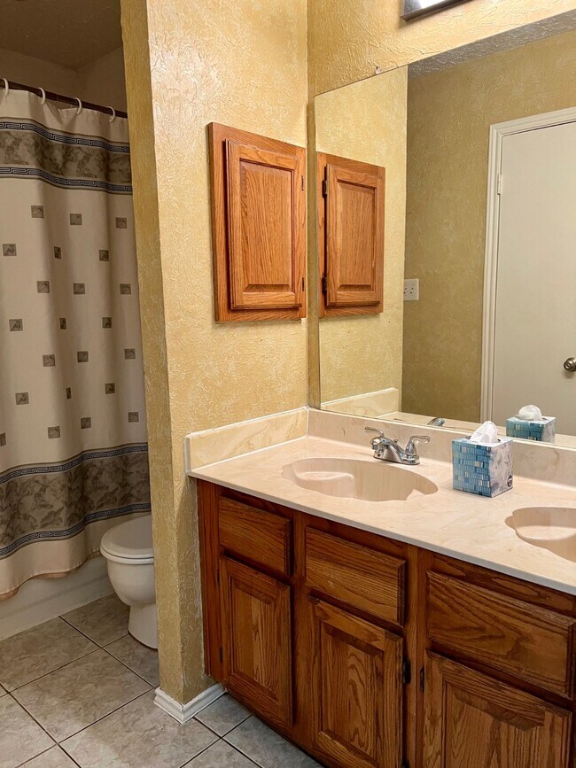Building Photo - 3702 Echo Grove Ln