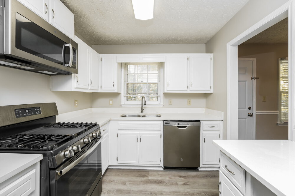 Building Photo - 80 Belmont Park Ln