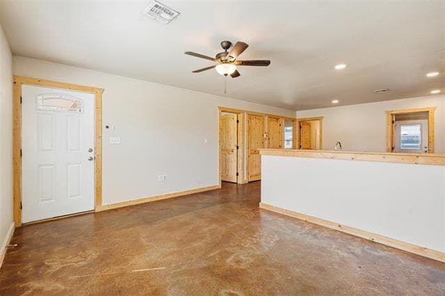Building Photo - 13001 Owen Ln