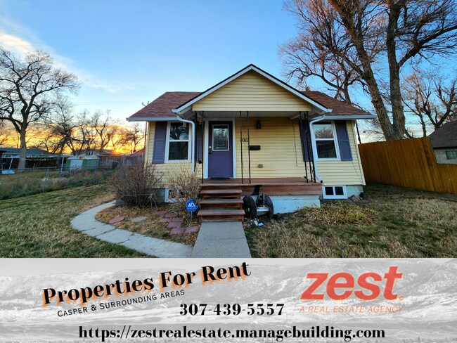 Primary Photo - 1012 N Kimball St