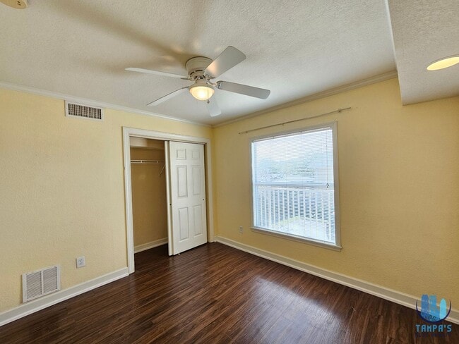 Building Photo - EVERGREEN#119