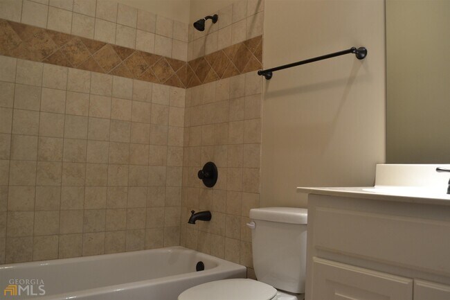 Building Photo - 1450 Ashbury Park Dr NE