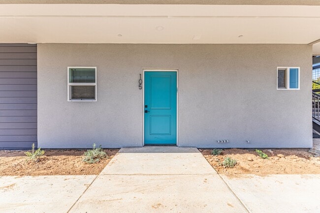 Building Photo - 1435 E Taylor St