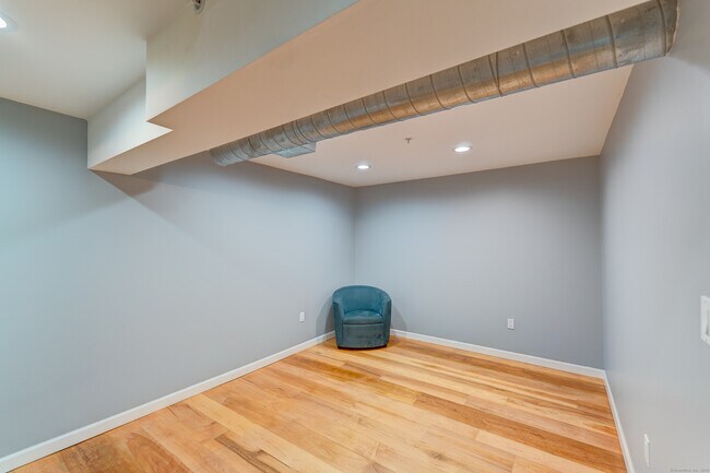 Building Photo - 59 Dixwell Ave