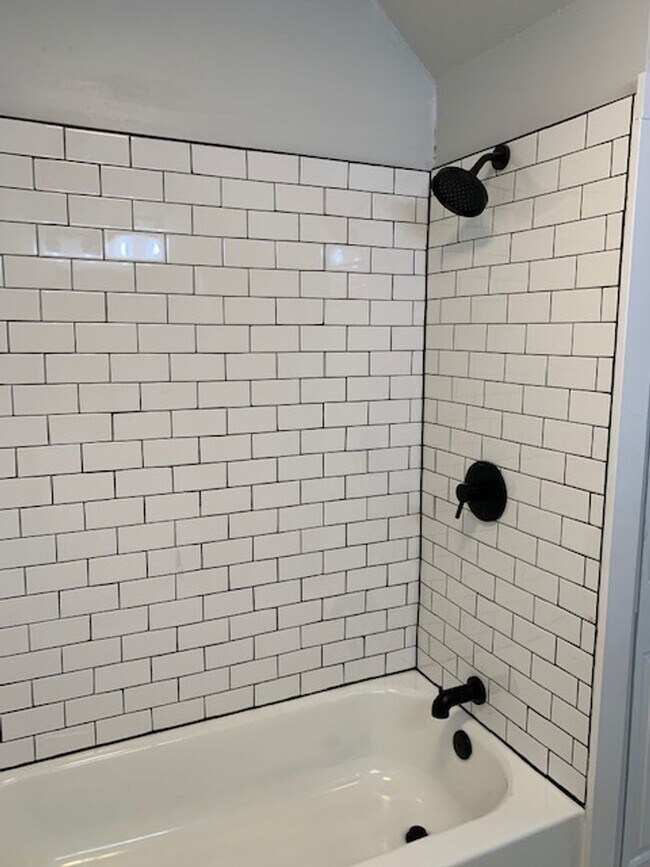 Building Photo - 1201 Creedmoor Ave