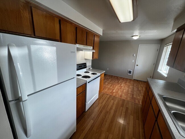 Building Photo - 210-220 N 2nd St