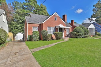 Building Photo - LOVELY 3/2 CASCADE HEIGHTS AREA
