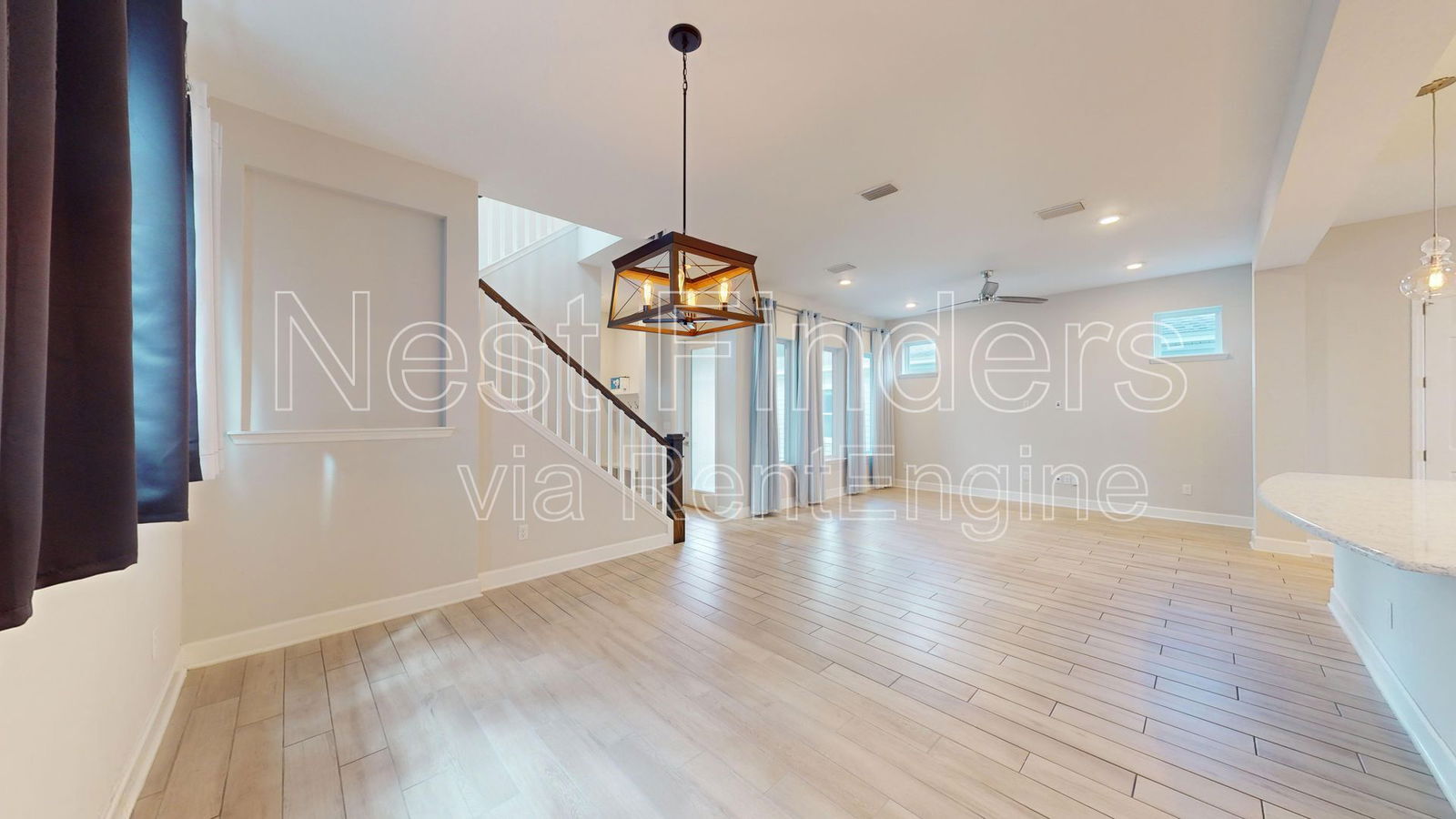 Building Photo - 202 Ashbury St