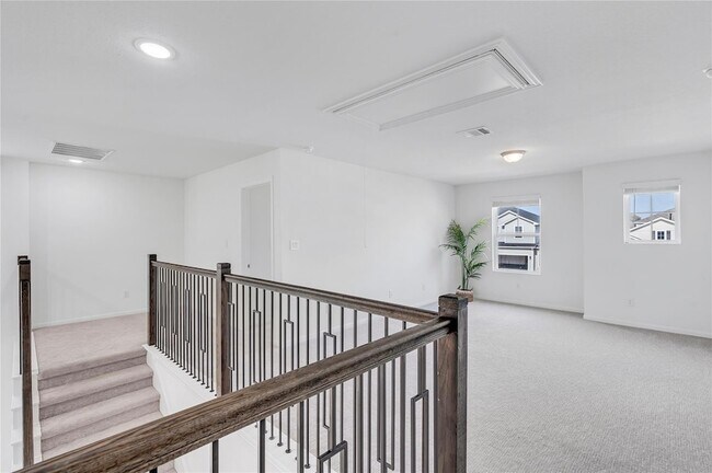 Building Photo - 108 Greenthread Dr