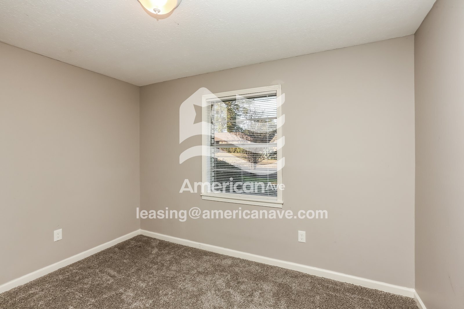 Building Photo - 1665 Aurora St