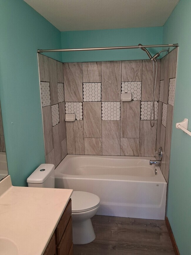 Building Photo - 2972 Eagle Valley Dr