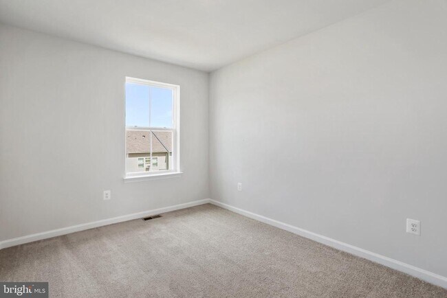 Building Photo - 104 Kinkade Ct