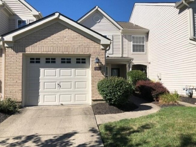 Building Photo - 4175 E Village Dr