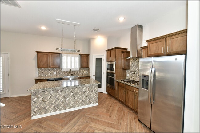 Building Photo - 6933 Copper Town Dr