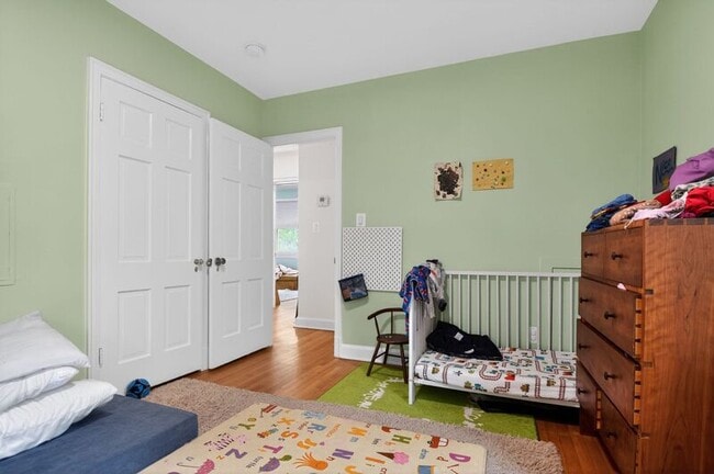 Building Photo - 4825 Butterworth Pl NW