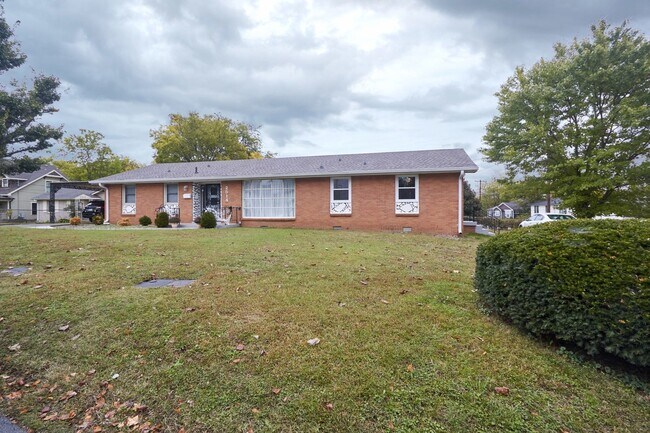 Building Photo - NOW AVAILABLE!!** Beautiful One-Bedroom at...