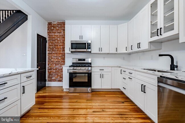 Building Photo - 310 W Biddle St