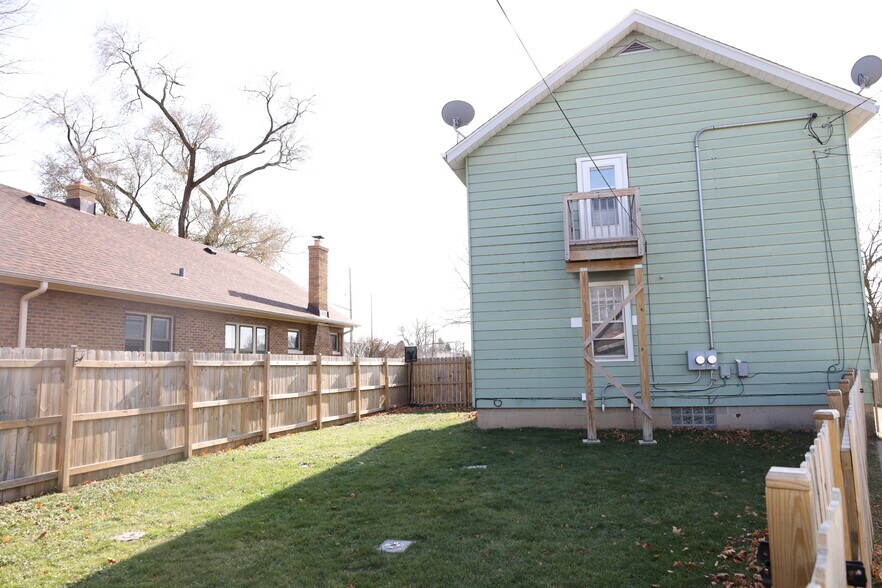 Backyard - 1706 33rd St