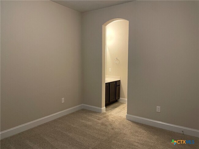 Building Photo - 1321 Cottonseed St
