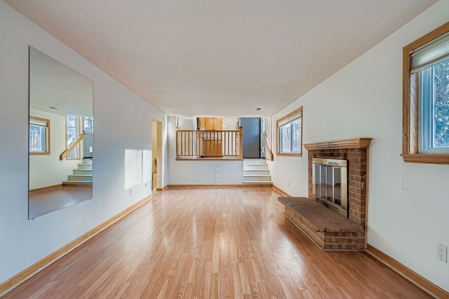 Building Photo - 755 Morgan Dr