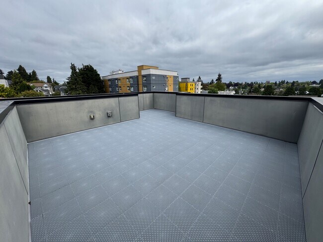Building Photo - 4222 Linden Ave N