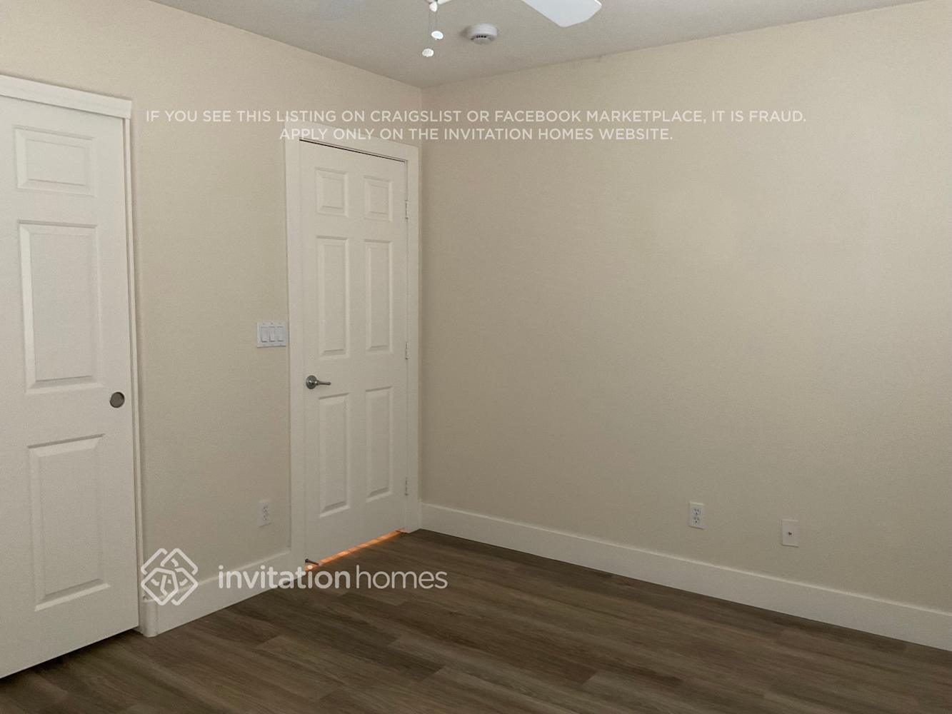 Building Photo - 6685 Aviston St