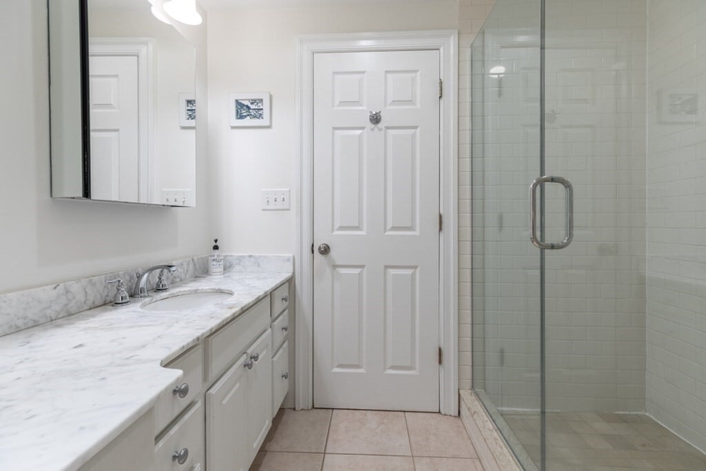 Building Photo - 19 Garrison St