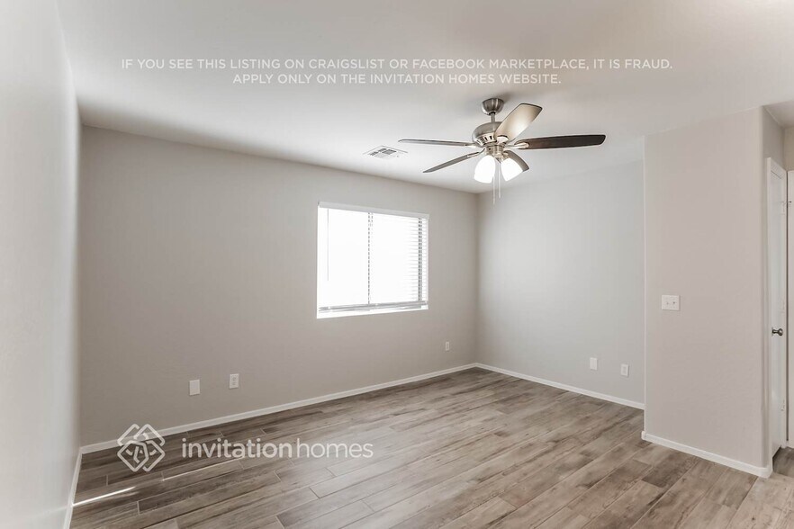 Building Photo - 3323 S 80th Ave